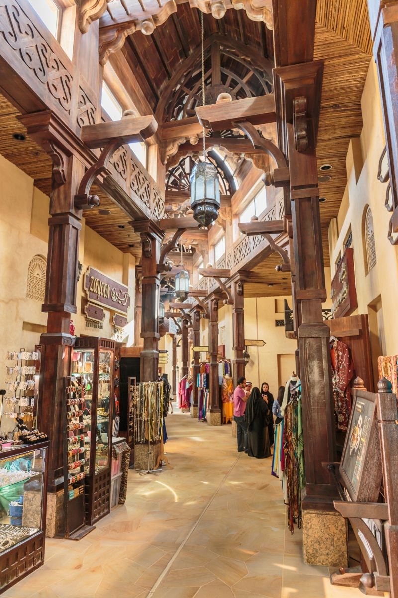 حي دبي التراثي عند الغسق — Japsons Realty